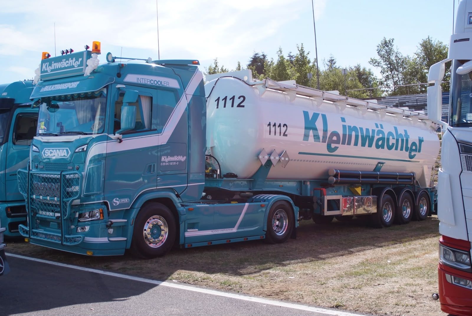 Kleinwächter Scania Silozug bei einer Fahrzeugschau
